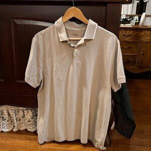 Casual Corner Men's Light Gray Polo Shirt
